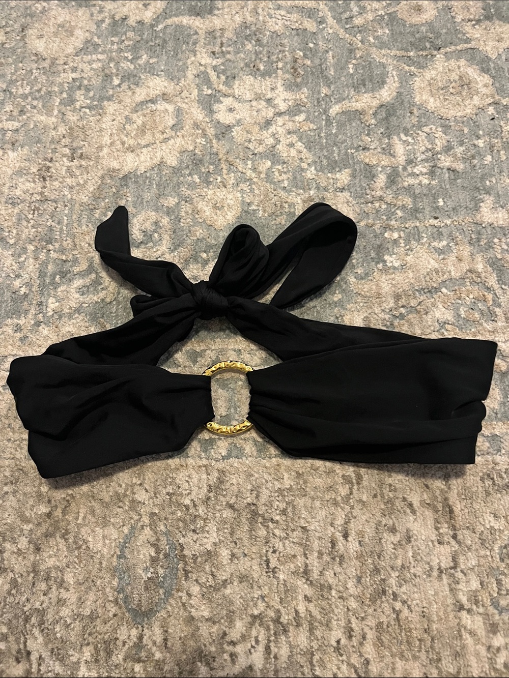 Black strapless bikini top
